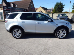 2019 Land Rover Discovery Sport 2.0 Sd4 Hse Luxury Auto 4WD Euro 6 (s/s) 5dr in Silver — image 3