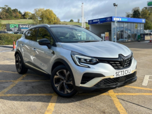 2024 Renault Captur 1.6 E-Tech E-Tech Engineered Auto Euro 6 (s/s) 5dr in Grey — image 6