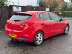 2014 Kia Ceed 1.6 Gdi Ecodynamics 2 Euro 5 (s/s) 5dr in Red — image 2