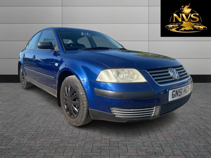 2001 Volkswagen Passat 2.0 S in Blue — image 1