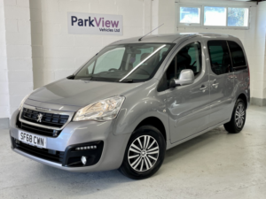 2018 Peugeot Partner Horizon – Allied Mobility Conversion Wheelchair Adapted in Grey — image 4