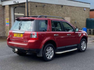2008 Land Rover Freelander 2 2.2 Td4 Se Auto 4WD Euro 4 5dr in Red — image 5