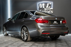 2017 BMW 3 Series 3.0 340i M Sport Shadow Edition Auto Euro 6 (s/s) 4dr in Grey — image 4