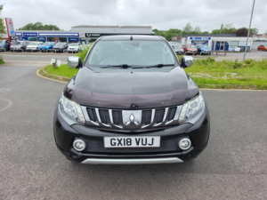 2018 Mitsubishi L200 2.4 Di-D Dc Barbarian 4WD Euro 6 4dr in Black — image 3