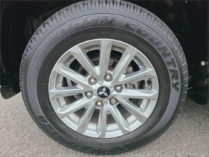 2018 Mitsubishi L200 2.4 Di-D Dc Barbarian 4WD Euro 6 4dr in Black — image 6