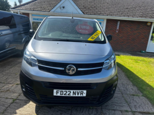 2022 Vauxhall Vivaro 1.5 Turbo D 2900 Dynamic L1 H1 Euro 6 (s/s) 6dr in Grey — image 5