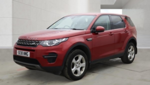 2018 Land Rover Discovery Sport Td4 Se in Red — image 2