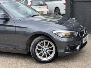 2018 BMW 1 Series 1.5 118i Se 5-Door in Grey — image 5