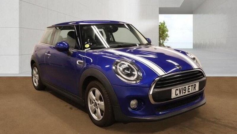 2019 MINI Hatch 1.5 One Classic Euro 6 (s/s) 3dr in Blue — image 1