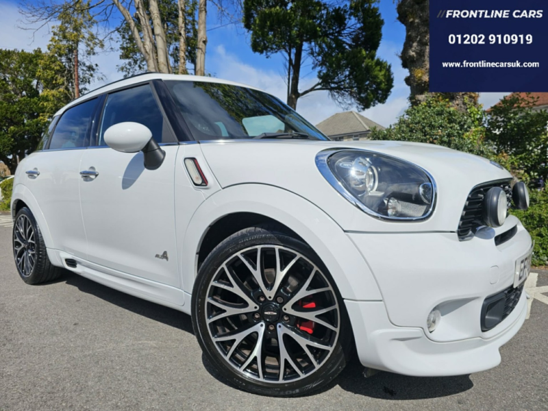 2013 MINI Countryman 1.6 John Cooper Works Countryman in White — image 1