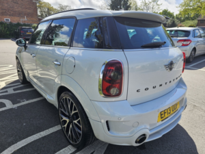 2013 MINI Countryman 1.6 John Cooper Works Countryman in White — image 6
