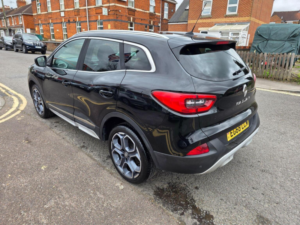2019 Renault Kadjar 1.3 Tce Dynamique S Nav Euro 6 (s/s) 5dr in Black — image 4