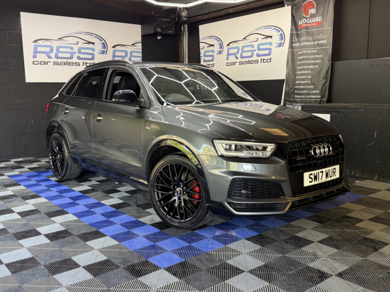 2017 Audi Q3 2.0 Tdi Black Edition in Grey — image 1