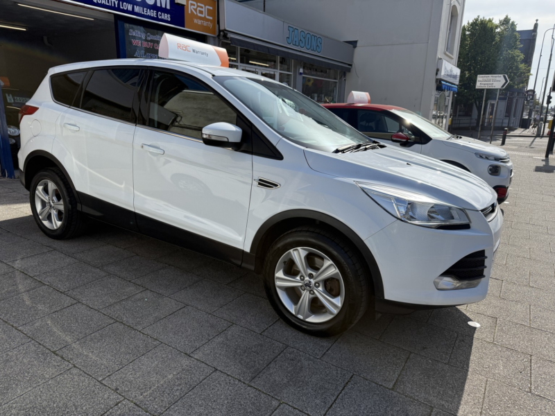 2015 Ford Kuga 2.0 Tdci Zetec in White — image 1