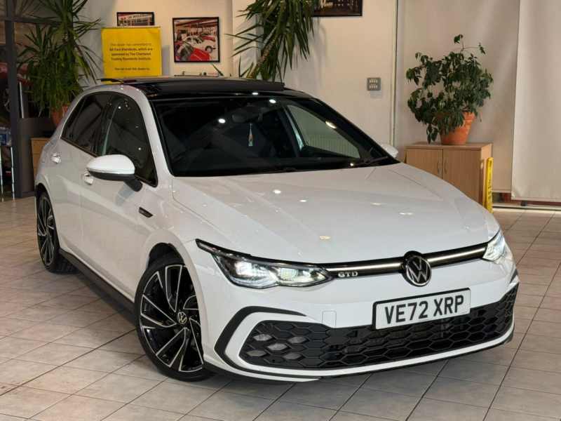 2023 Volkswagen Golf 2.0 Tdi Gtd in White — image 1