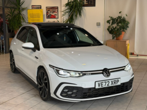 2023 Volkswagen Golf 2.0 Tdi Gtd in White — image 2
