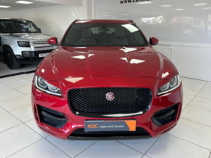 2019 Jaguar F-Pace 2.0 D180 R-Sport Auto Euro 6 (s/s) 5dr in Red — image 3