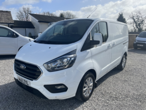 2021 Ford Transit Custom 2.0 Transit Custom Limited Van 300 L1 2.0l Ecoblue 130ps Fwd 6 Speed Manual in White — image 4