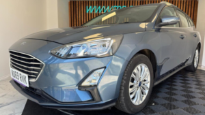 2020 Ford Focus 1.0t Ecoboost Titanium Auto Euro 6 (s/s) 5dr in Blue — image 6