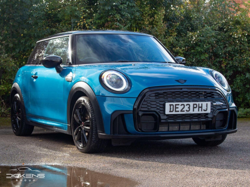 2023 MINI Hatch 1.5 Cooper Sport Steptronic Euro 6 (s/s) 3dr in Blue — image 1