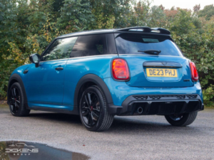 2023 MINI Hatch 1.5 Cooper Sport Steptronic Euro 6 (s/s) 3dr in Blue — image 5