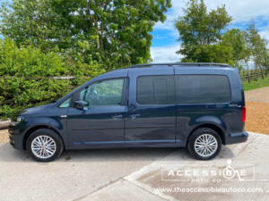 2019 Volkswagen Caddy Maxi Life 2.0 Tdi in Blue — image 6