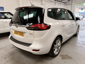 2017 Vauxhall Zafira Tourer 1.4 I Turbo Sri in White — image 4