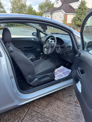 2014 Vauxhall Corsa 1.2 16v Design Euro 5 3dr (a/c) in Silver — image 6