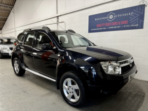 2014 Dacia Duster 1.5 Dci Laureate in Blue — image 4