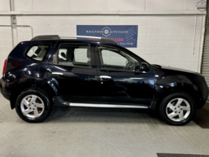 2014 Dacia Duster 1.5 Dci Laureate in Blue — image 6