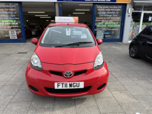 2011 Toyota Aygo 1.0 Vvt-I Go in Red — image 2