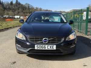 2017 Volvo V60 2.0 D3 Se Nav Estate 5dr Diesel Manual Euro 6 (s/s) (150 Ps) in Blue — image 2