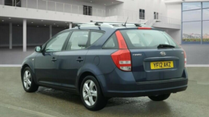 2012 Kia Ceed 1.6 Crdi 2 Sports Wagon Auto Euro 5 5dr in Blue — image 4