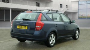 2012 Kia Ceed 1.6 Crdi 2 Sports Wagon Auto Euro 5 5dr in Blue — image 5