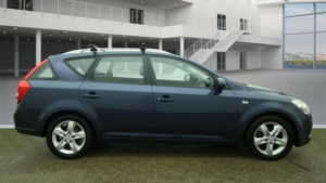 2012 Kia Ceed 1.6 Crdi 2 Sports Wagon Auto Euro 5 5dr in Blue — image 6