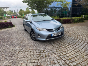 2015 Toyota Auris