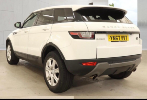 2017 Land Rover Range Rover Evoque 2.0 Td4 Se Tech Auto 4WD Euro 6 (s/s) 5dr in White — image 3
