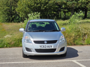 2013 Suzuki Swift 1.2 Sz2 Hatchback 5dr Petrol Manual Euro 5 (94 Ps) in Silver — image 2