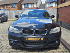 2011 BMW 3 Series 2.0 320d M Sport in Black — image 3