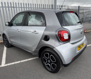 2017 Smart Forfour 1.0 Prime Premium in Grey — image 4
