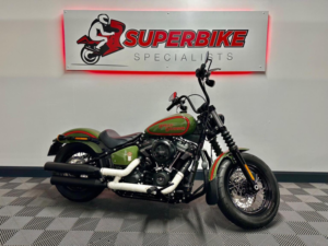 2018 Harley-Davidson Softail 1745 Fxbb Street Bob Euro 4 in Green — image 1