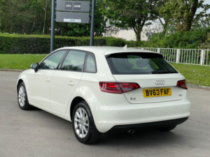 2013 Audi A3 1.6 Tdi Se Sportback S Tronic Euro 5 (s/s) 5dr in White — image 5