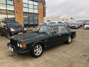 1995 Bentley Turbo R 6.8 in Green — image 3