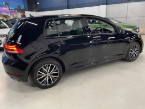 2017 Volkswagen Golf 1.4 Tsi Bluemotion Tech Se Nav DSG Euro 6 (s/s) 5dr in Black — image 6