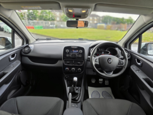 2019 Renault Clio 0.9 Play Tce 90 My18 in White — image 2