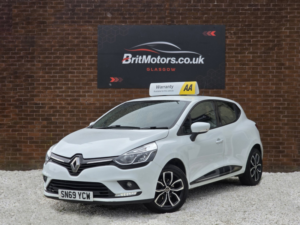 2019 Renault Clio 0.9 Play Tce 90 My18 in White — image 4