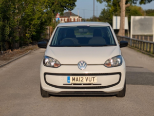 2012 Volkswagen Up 1.0 Take Up! in White — image 2