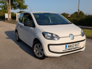 2012 Volkswagen Up 1.0 Take Up! in White — image 3