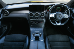 2019 Mercedes-Benz C-Class 2.0 C220d Amg Line (premium) Coupe 2dr Diesel G-Tronic+ Euro 6 (s/s) (194 Ps) in Black — image 2