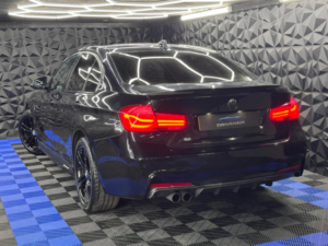 2015 BMW 3 Series 2.0 320d M Sport Auto Xdrive Euro 6 (s/s) 4dr in Black — image 4
